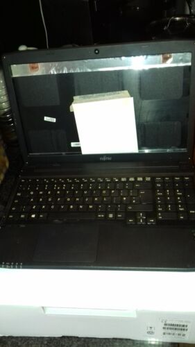 A514 FUJITSU LIFEBOOK I3 CPU 750GB HDD 4 GB RAM - Picture 2 of 13