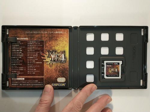 Monster Hunter 4G CIB (Nintendo 3DS, 2014) Japan Import - Picture 4 of 7