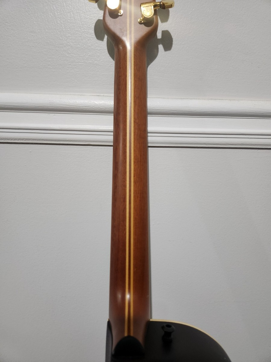 Ovation Legend 1767 Made in USA ハードケース付き Ovation 1767 Legend Acoustic Elecrtic Guitar with Original