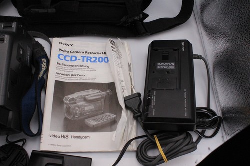 Sony Handycam CCD-TR2000E Hi8 Camcorder - 8mm Video Camera Recorder - Bild 3 von 9