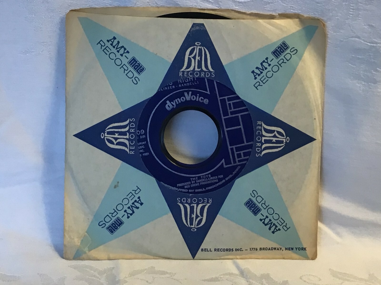 1965 dynoVoice The Toys This Night/Lover's Concerto 45rpm Bell Records