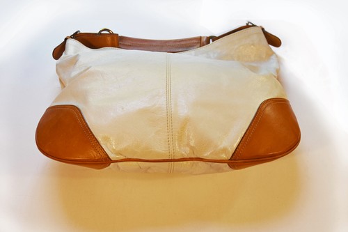 Vtg SUNDANCE soft leather Hobo bag, white, stainless hardware, Italy 1990s EXC - Picture 9 of 10