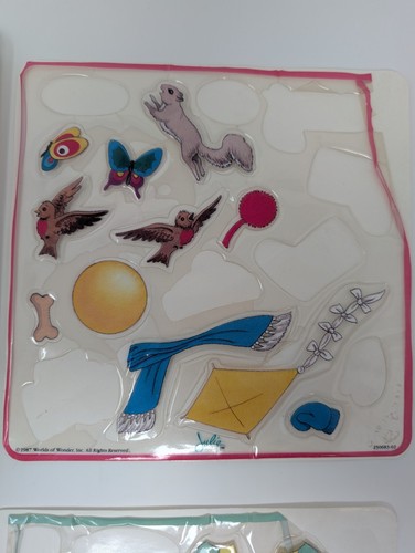 Vintage Meet Julie Interactive Doll Worlds Of Wonder Stickers Board Book 1987 - Foto 4 di 15