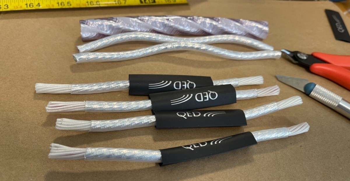 WAGNUS. MIL-SPC-SS 2m ペア QED AIRLOC WAGNUS. MIL-SPC-SS 2m