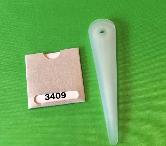 VW Audi Trim Disassembly Wedge Volkswagen Original OEM Tool 3409 Made In Germany VW Audi Trim Disassembly Wedge Volkswagen Original OEM Tool 3409 Made In Germany
