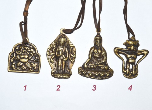 Venta al por mayor lote de 4 amuletos budistas vintage tibetanos Thokcha Thogchag, TC3 - Imagen 1 de 5