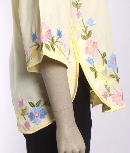 Camisa DE COLECCIÓN Daisy's Creations Talla 14 Amarilla Abotonada, Bordado Floral - Imagen 8 de 12