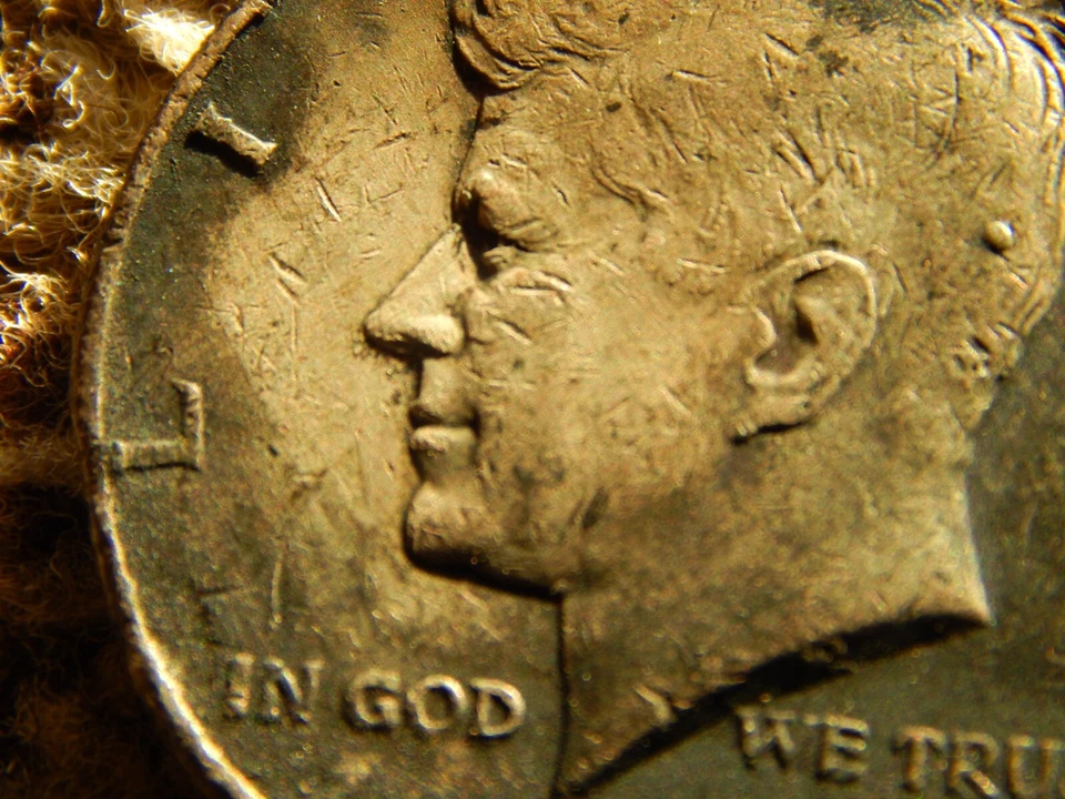 1964 Kennedy Half Dollar Mint Error Cracked  RARE - Image 2 of 4