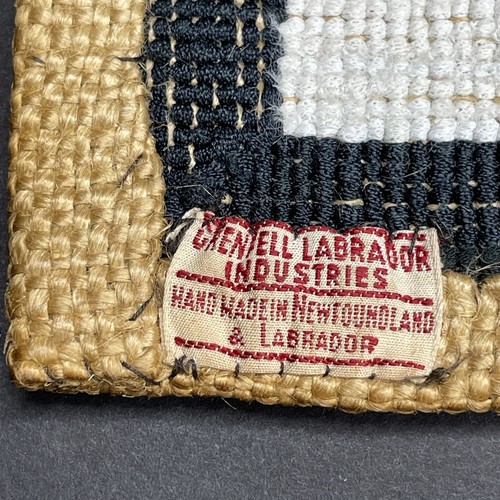 Antique 1910s Grenfell Labrador Inuit Mother & Child 8" Square Hooked Mat Rug - Picture 13 of 17