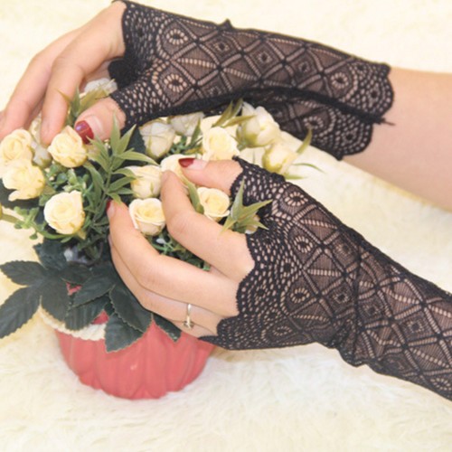 Womens Short Fingerless Lace Gloves 80's Madonna ladies Adult Girls Ladies Glove