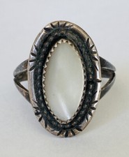 Vintage Sterling Silver Navajo Signed Mother of Pearl Ring Size 7.5