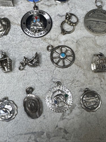 Vintage Lot of Sterling Silver CHARMS - Boat, Southwestern, Travel, Love H85 - Bild 5 von 14