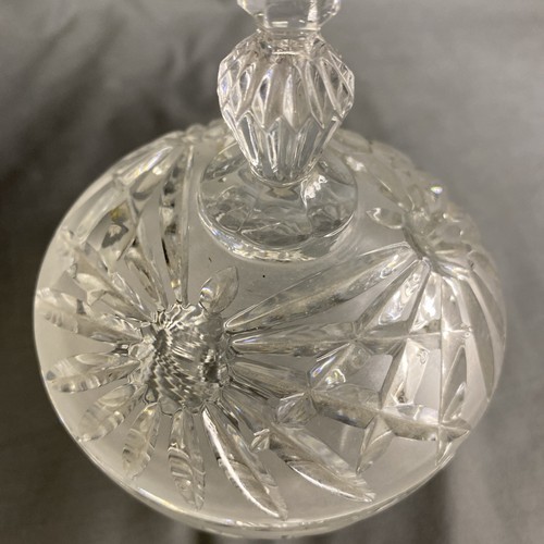 Vintage Bleikristallschale mit Fuß und Deckel 7" hoch Bonboniere - Bild 3 von 8