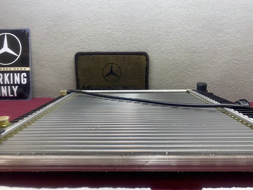 Mercedes Benz BHER W123 Radiator Engine Cooling NOS - Picture 14 of 22