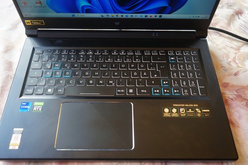 ACER Predator Helios Gaming Notebook, mit 17,3 Zoll Display, Intel® i7-11800H - Bild 5 von 24