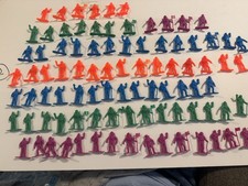 90 Plastic Astronaut Space Figurines Bright Colors Marked C-P China