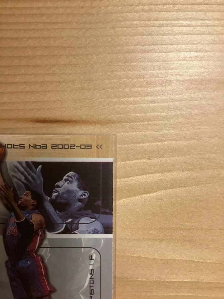 Corliss Williamson 2002-03 Fleer Hot Shots #76 - Image 3 of 4