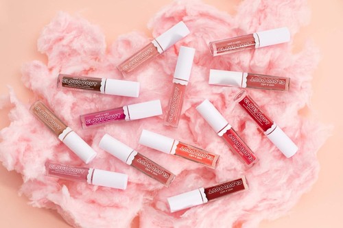 Wet n Wild, Cloud Pout Marshmallow Lip Mousse, Rossetto Liquido Opaco, Formula d - Foto 16 di 16