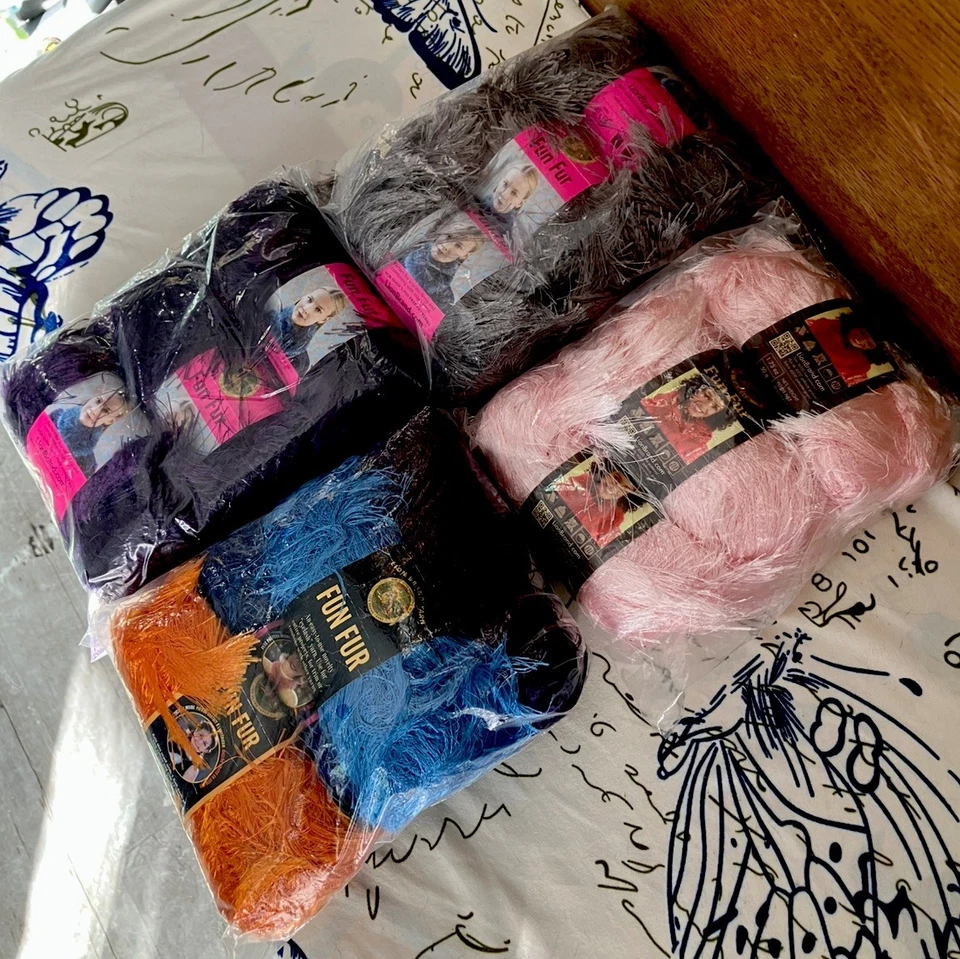 Lote de 13 nuevas madejas de hilo de piel divertida marca León selladas pero para 4-57 yardas cada una Foto 4 de 4