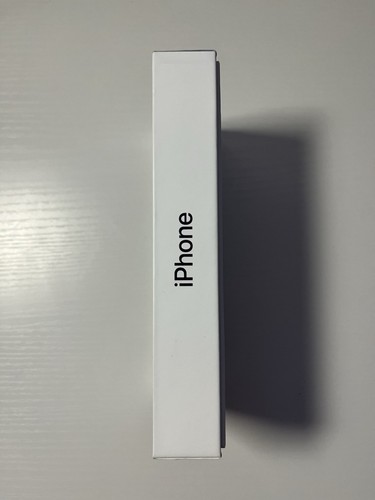 iPhone 13 Box TYLKO Z wkładkami i naklejkami Apple Świetny stan bez telefonu - Zdjęcie 4 z 10