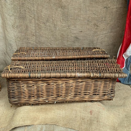 Vintage Wicker Storage Basket - Painted B & C - Rustic Farmhouse Style - Picture 5 of 10