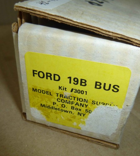 Older: Model Traction Supply Company H0 3001 Ford 19B Bus Metal Kit Unused - Picture 3 of 3