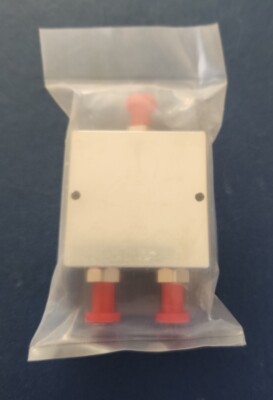 Splitter/Combinatore GPS 2 Vie INSTOCK PD5120 - Blocco DC, Connettori SMA Femmina, 698-2700 MHz