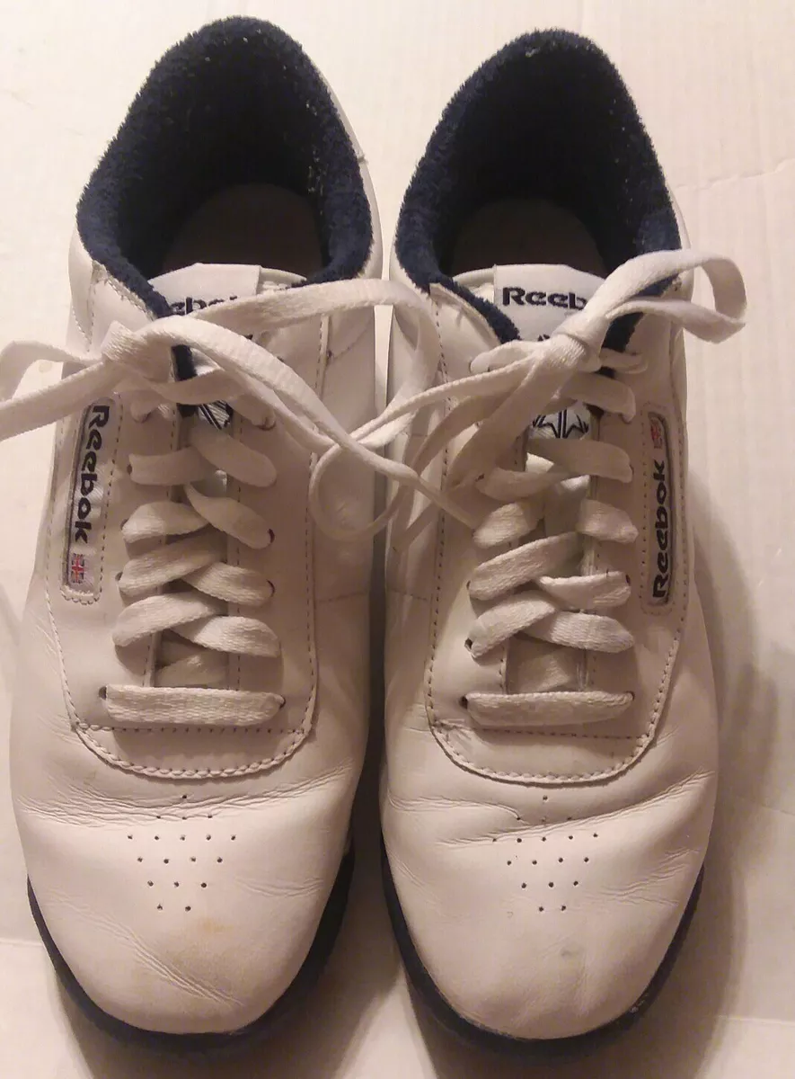 Reebok classic size 8 hotsell