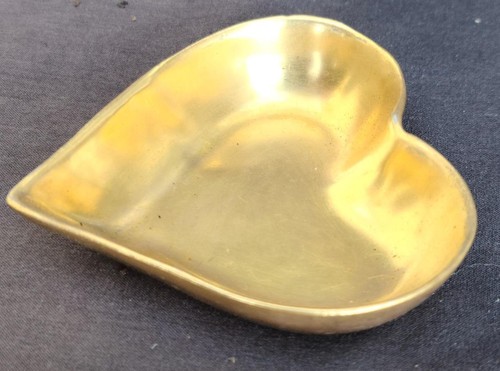 Antique Royal Augthia China Sauce Dish – VGC – SPARKLING GOLD FINISH–HEART SHAPE - Picture 4 of 7