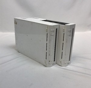Nintendo-Wii-Lot-of-2-RVL-001-White-Broken-Selling-for-Parts