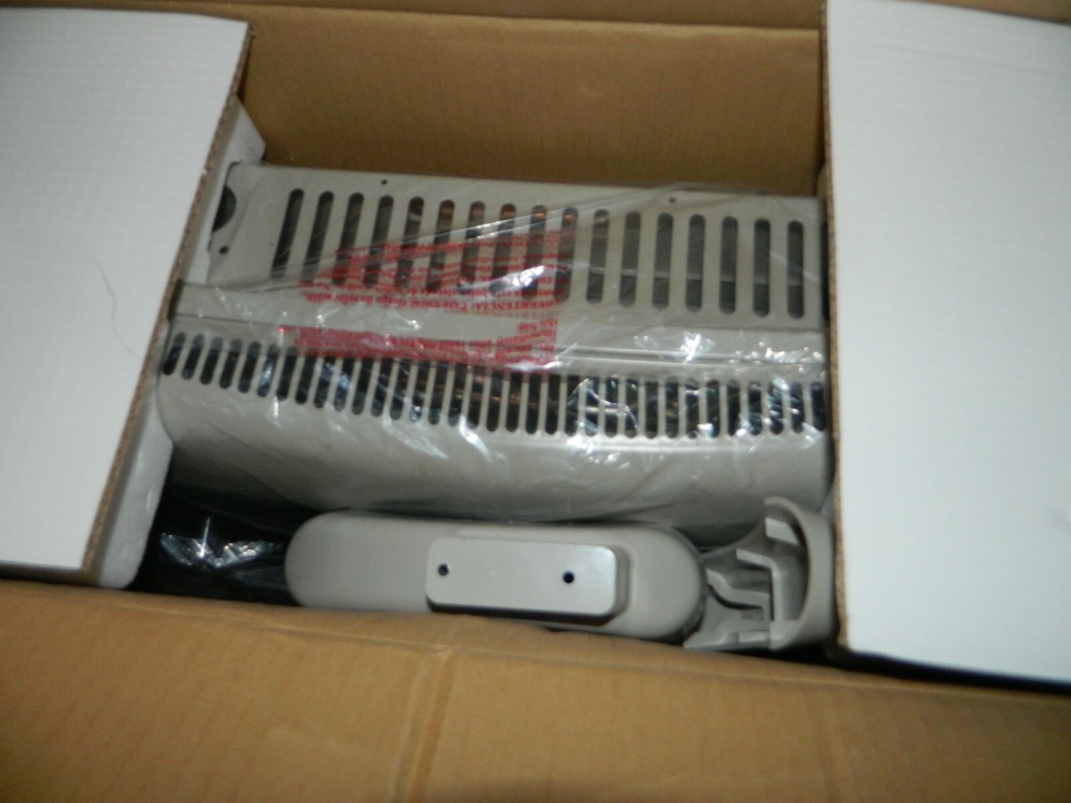 VENT FREE GAS WALL HEATER BY FEATURE COMFORTS 25,000 BTUu0026#039;S NEW IN BOX  #051437 | eBay
