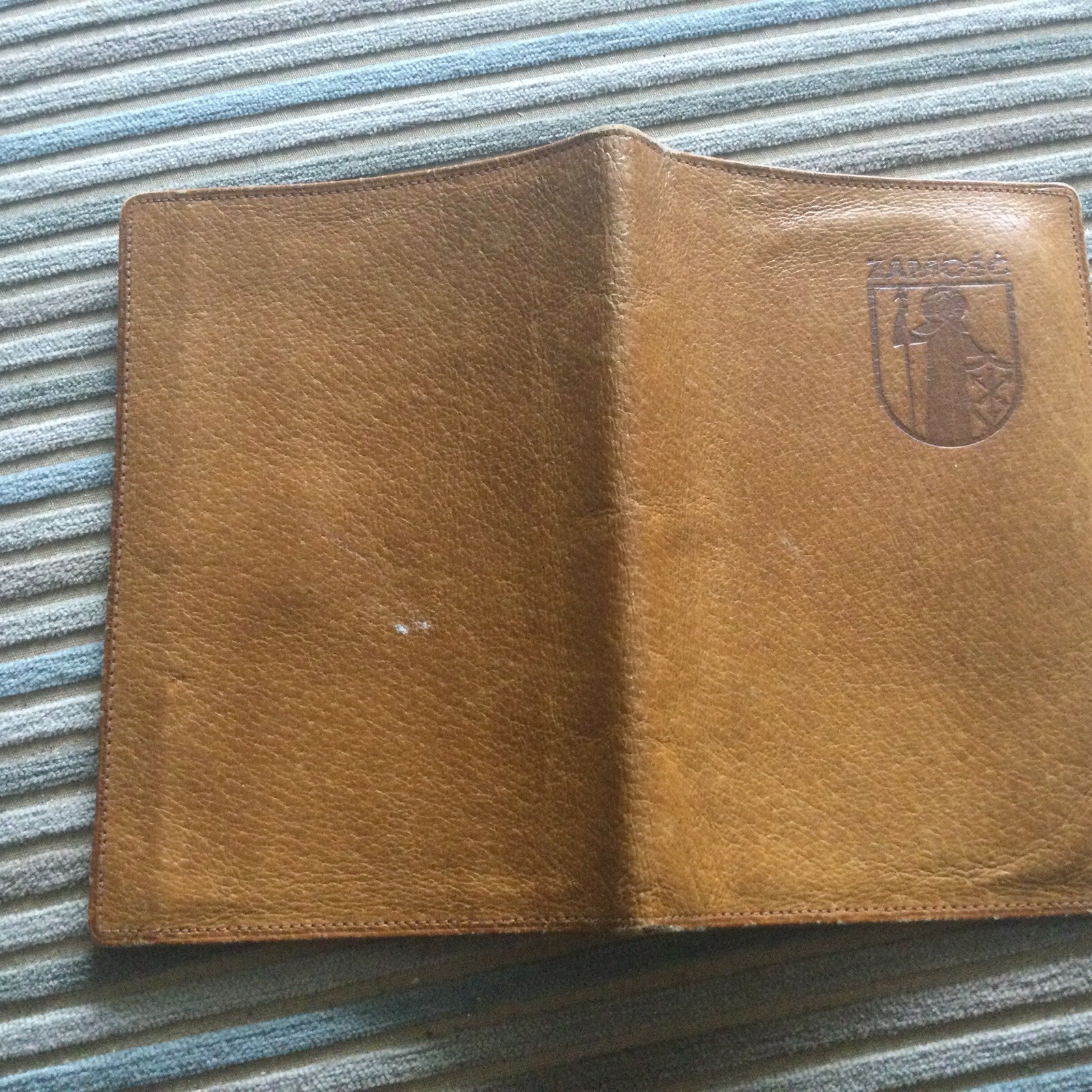 Picture 3 of 4