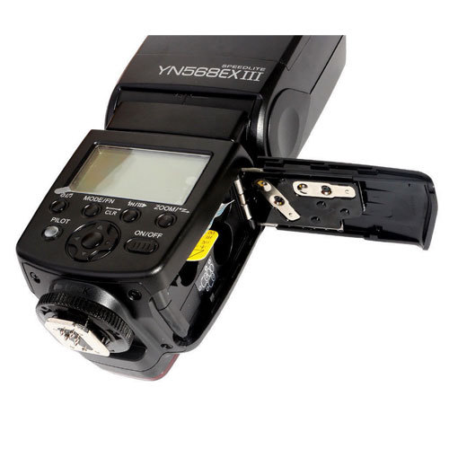 Yongnuo YN568EX III Master TTL HSS Wireless Flash Speedlite for Nikon + battery  - Picture 6 of 10