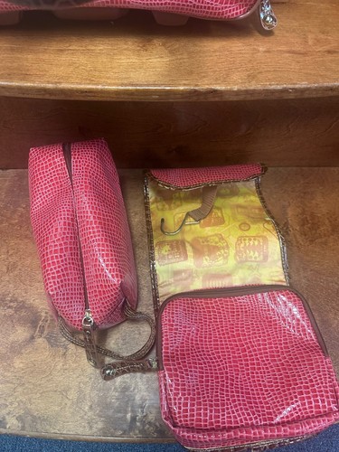 NEW SAMANTHA BROWN BABY CROC UNDERSEAT WHEELED BAG 15"CARRYON WATERMELON/CAMEL - Picture 6 of 9