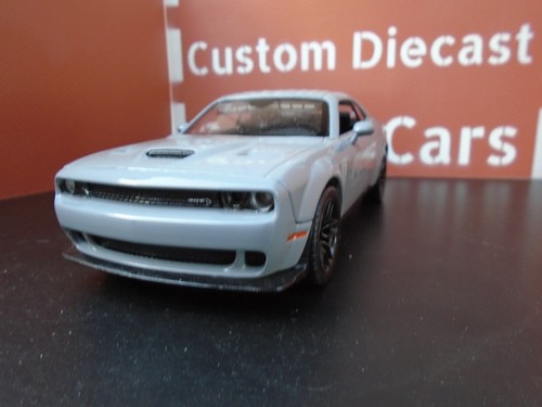 Custom Motormax 1/24 Goose Creek, SC Police "Traffic Unit" Fantasy Dodge Challen - Picture 10 of 12