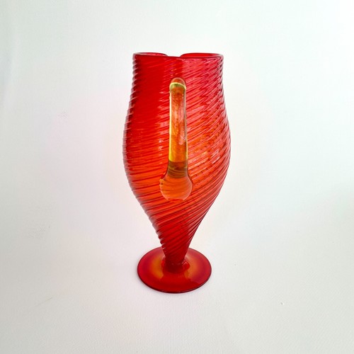 Striking MCM PILGRIM GLASS Pitcher Red Swirl Design w/ Yellow Applied Handle - Picture 3 of 11
