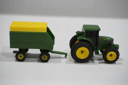 ERTL 2 Piece John Deere Diecast Farm Tractor + Grain Trailer 1:64 Scale Green c4 - Picture 3 of 6