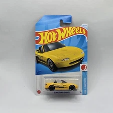 2025 Hot Wheels ‘91 Mazda MX-5 Miata Yellow JDM A Case