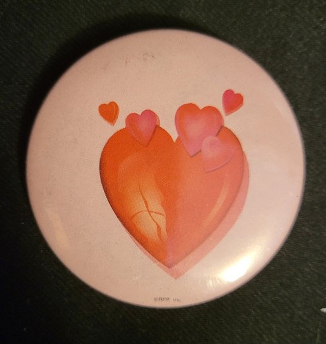 Lot Of 3 Love/Valentine 2.25 Inch Buttons/pins, Vintage Assortment - Picture 7 of 8
