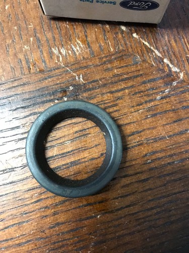NOS FORD STEERING SECTOR SHAFT SEAL 48/52 F1/F3 1949/56 MERCURY 49/64 PASS 55-60 - Picture 2 of 2