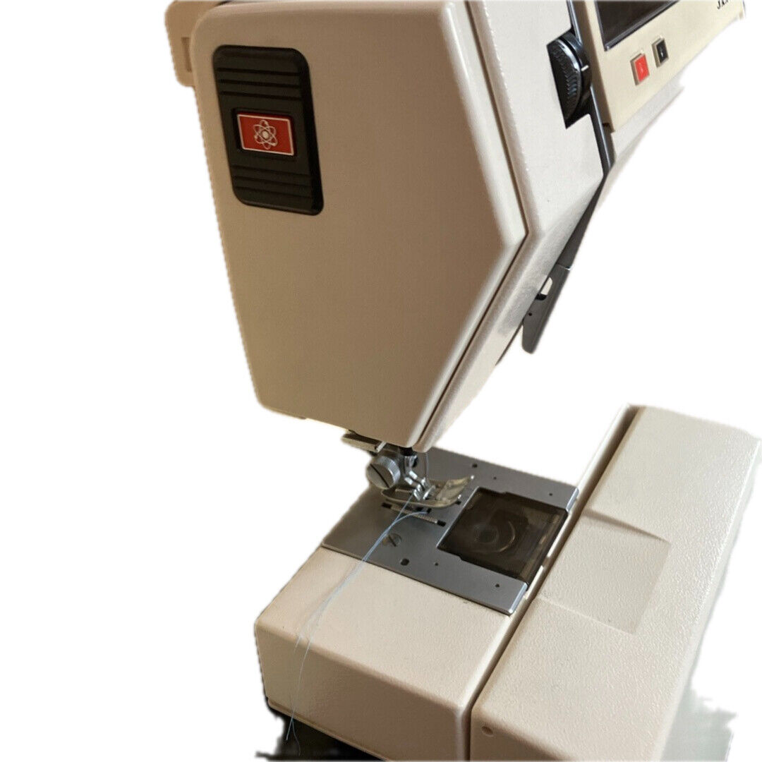 Janome Memory Craft 6000 Japanese sewing machine Used Janome Memory Craft 6000 Japanese sewing machine Used
