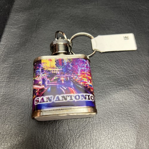 Llavero y mini frasco ~ San Antonio Texas - recuerdo - nuevo con etiquetas - Imagen 2 de 2