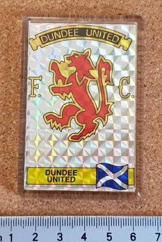 Panini 86 (1986) Football Shiny Foil Badge Sticker in a Fridge Magnet - Various - Picture 10 of 28