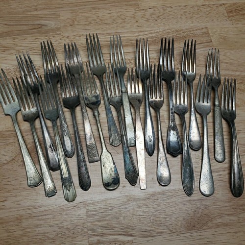 Lot Of 20 Antique Flatware Silverplate Dinner Cake Forks Table Use Craft Lot 8 - Picture 4 of 9