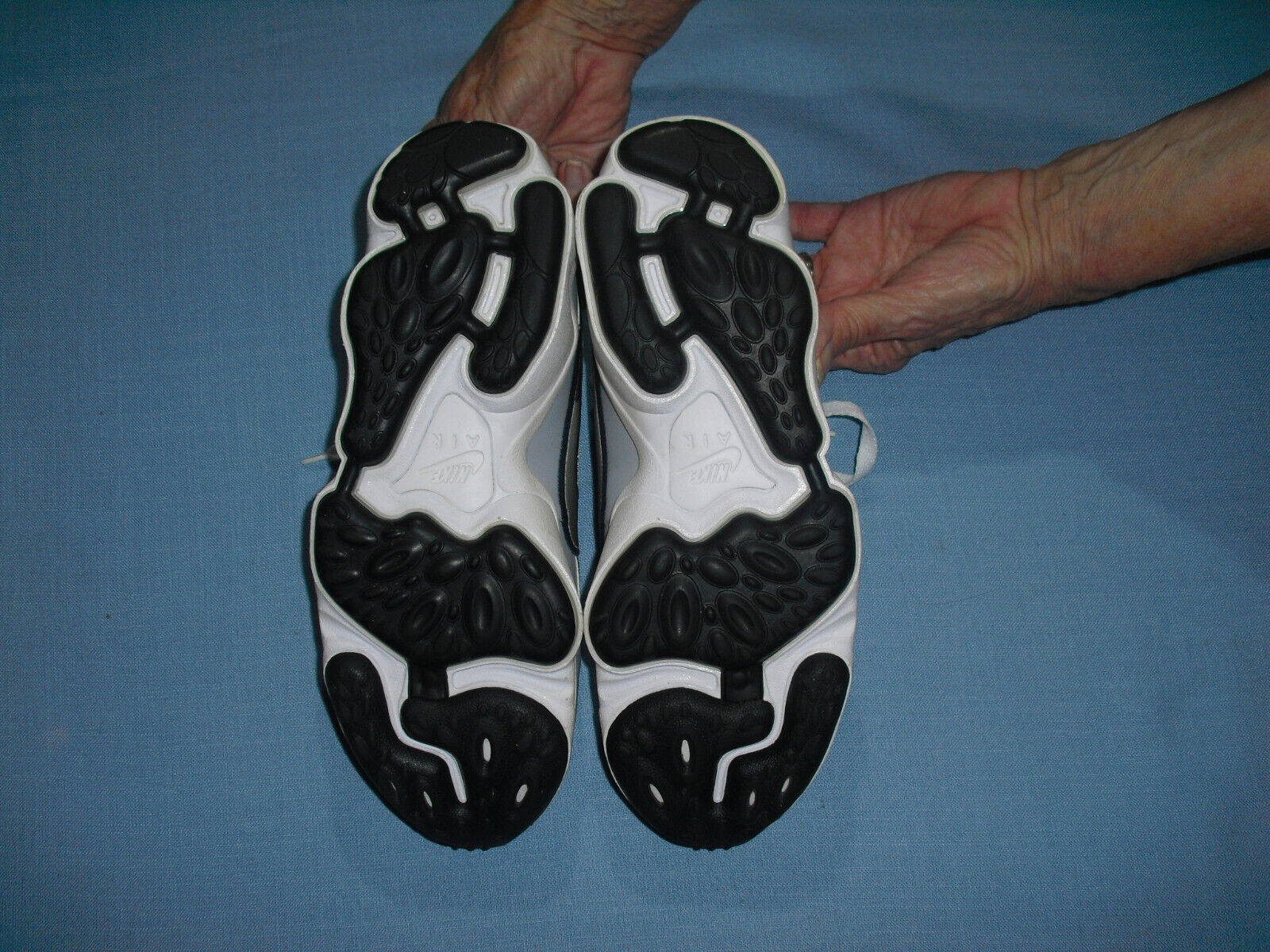 Foto 4 di 5