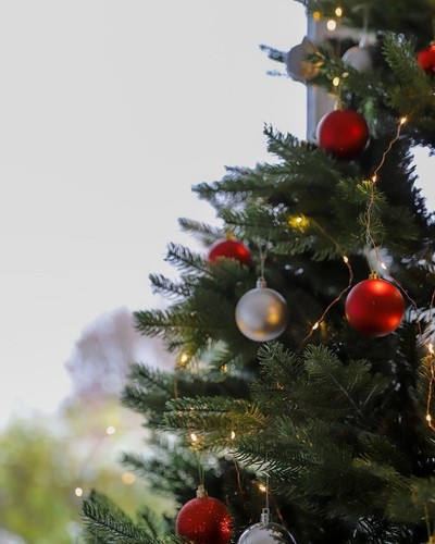 Weihnachtsbaum 180cm Nordmanntanne Tannenbaum Künstlich inkl. Holzständer PE PVC - Bild 3 von 9