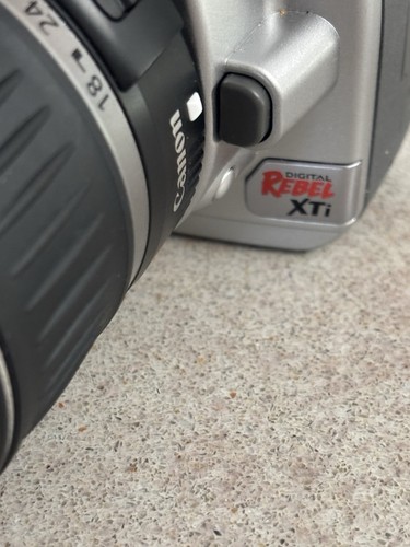 Canon EOS Rebel XTi DS126151 digitale Spiegelreflexkamera mit Objektiv 17–85 mm EF-S/Extras - Bild 8 von 13