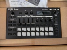 Roland MC-101 Groovebox / Drum Machine / Synthesiser
