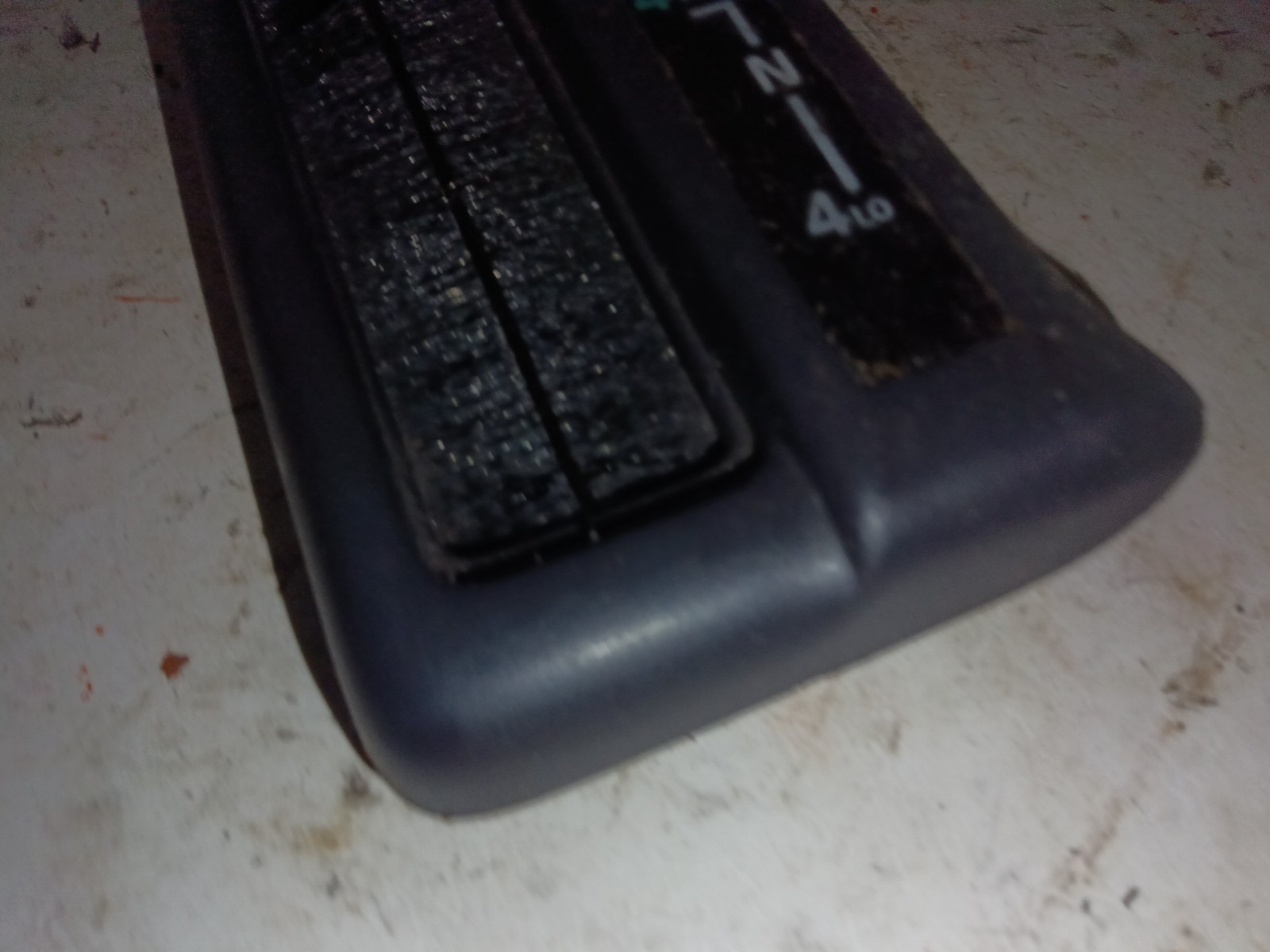 Picture 2 of 9