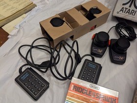 ATARI CX-2600A  VIDEO COMPUTER SYSTEM 1980 16 Games Pac Man Xtra Controls + More